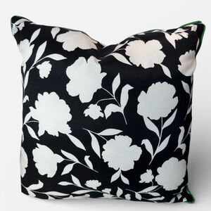 Kate Spade x Target  RARE Classic Rose Black White Green 20x20 Throw Pillow NWOT